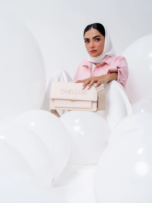کیف دوشی زنانه دیوید جونز مدل CM7508