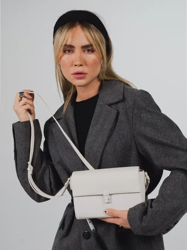 کیف دوشی زنانه دیوید جونز مدل CM7457